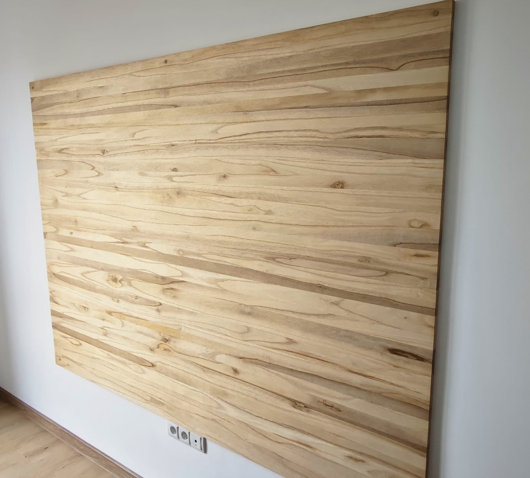 Panouri decorative și riflaje din lemn de Paulownia